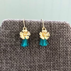 Petite gold color hibiscus w aqua tassel earrings!